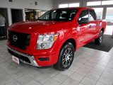Used 2023 Nissan Titan SV image 3
