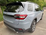 Used 2023 Honda Pilot Elite image 3
