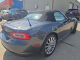 Used 2017 FIAT 124 Spider Lusso image 2