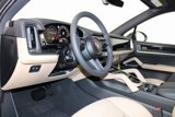 New 2025 Porsche Cayenne image 4