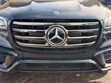 New 2026 Mercedes-Benz GLS 580 4MATIC image 3