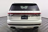 Certified 2022 Lincoln Aviator Reserve w/ Equipment Group 201A image 5