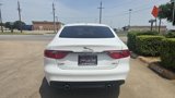 Used 2018 Jaguar XF image 4