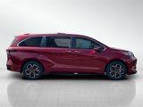 New 2025 Toyota Sienna Platinum image 4