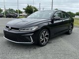 Used 2025 Volkswagen Jetta SEL image 3