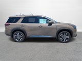 New 2025 Nissan Pathfinder Platinum image 3