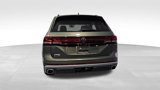 New 2025 Volkswagen Atlas Peak Edition SE image 4