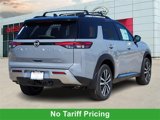 New 2025 Nissan Pathfinder Platinum image 3