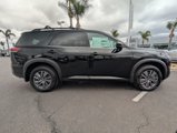 New 2025 Nissan Pathfinder SV image 4