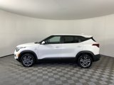 Used 2021 Kia Seltos LX image 6