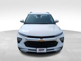 Used 2025 Chevrolet TrailBlazer LT image 3