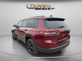 Used 2024 Jeep Grand Cherokee L Laredo image 2