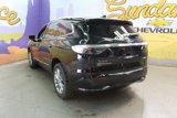 Used 2023 Buick Enclave Avenir image 6