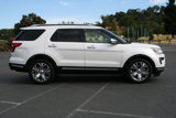 Used 2018 Ford Explorer Platinum image 3