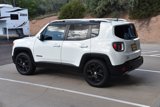 Used 2016 Jeep Renegade Limited image 3
