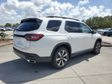 New 2025 Honda Pilot Touring image 4
