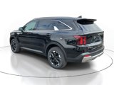 New 2025 Kia Sorento S image 4