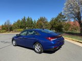 Used 2021 Hyundai Elantra SE image 3