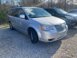 Used 2009 Chrysler Town & Country Touring image 3