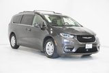 Used 2022 Chrysler Pacifica Touring-L image 4