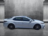 Used 2023 Toyota Camry SE image 4
