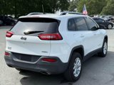 Used 2017 Jeep Cherokee Latitude w/ Comfort/Convenience Group image 6