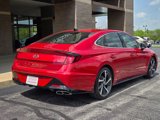 Used 2021 Hyundai Sonata SEL Plus w/ Winter Weather Package image 6
