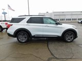 New 2025 Ford Explorer Active image 2