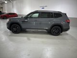 New 2025 Volkswagen Atlas Peak Edition SE image 5