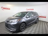 Used 2025 Toyota Sienna Platinum image 2