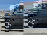 Used 2019 Chevrolet Traverse LT image 2