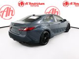 Used 2025 Toyota Camry SE image 3
