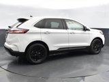Used 2024 Ford Edge SEL image 4
