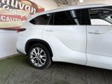 Used 2024 Toyota Highlander Limited image 5