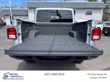 Used 2023 Jeep Gladiator Overland image 4