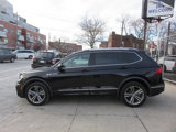 Used 2018 Volkswagen Tiguan SEL w/ R-Line Package image 6