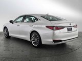New 2025 Lexus ES 300h w/ Luxury Package image 3