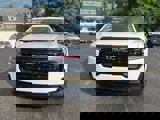 Used 2023 GMC Acadia SLE w/ Driver Convenience Package image 3
