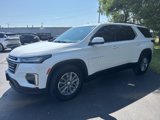 Used 2023 Chevrolet Traverse LT image 2