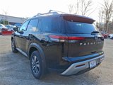 New 2025 Nissan Pathfinder SL image 3