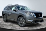 New 2025 Nissan Pathfinder SL w/ SL Premium Package image 2