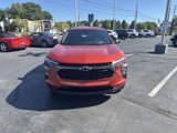Used 2024 Chevrolet Trax RS w/ Sunroof Package image 2