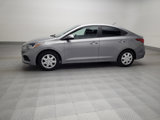 Used 2022 Hyundai Accent SE image 2