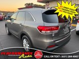Used 2018 Kia Sorento LX image 5