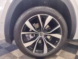 New 2025 Volkswagen Atlas Cross Sport SEL Premium R-Line image 6