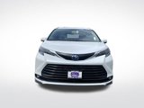 New 2025 Toyota Sienna XLE image 5