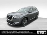 New 2025 Nissan Pathfinder SL w/ SL Premium Package image 2