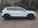 Used 2022 Volkswagen Taos SEL w/ Panoramic Sunroof Package image 4