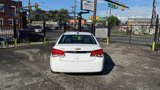 Used 2016 Chevrolet Cruze LT image 4