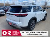 New 2025 Nissan Pathfinder Platinum w/ Cargo Package image 5